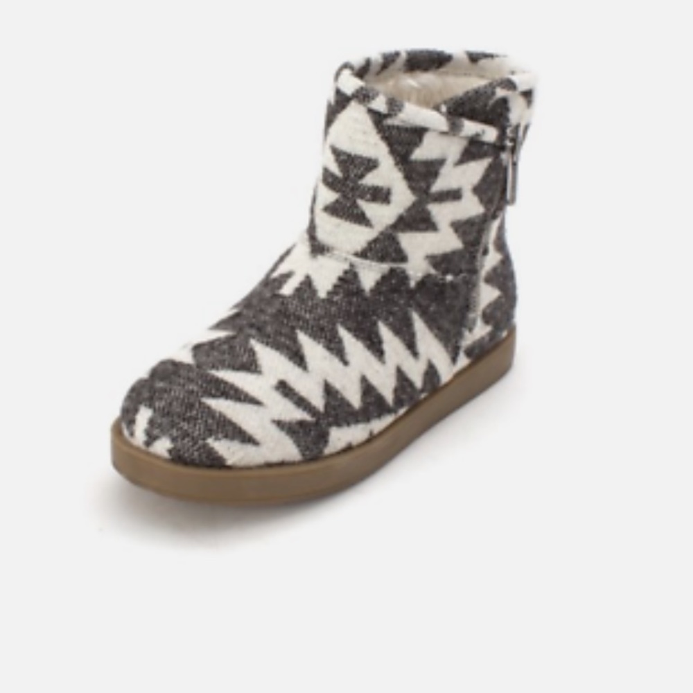 Ankle boots